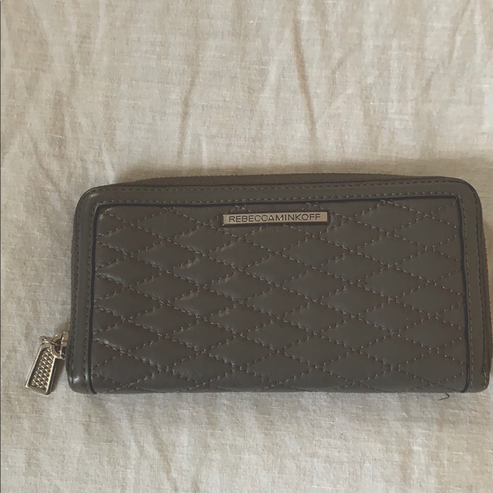 Rebecca minkoff grey quilted wallet